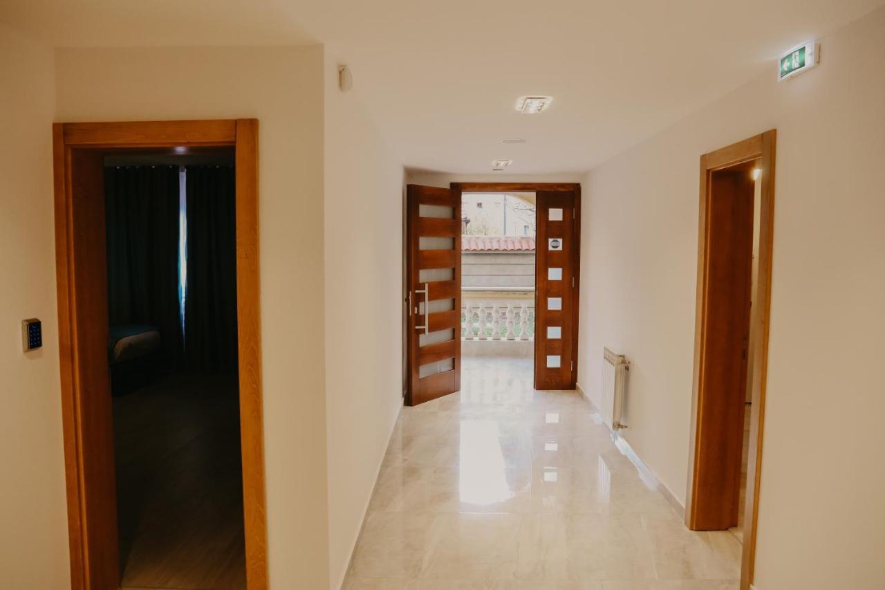 Апарт отель Saray&App Сараево Экстерьер фото